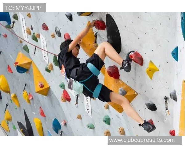 上海攀岩队在攀岩比赛中创下新高经验排名引发广泛关注 上海攀岩队在攀岩比赛中创下新高经验排名引发广泛关注