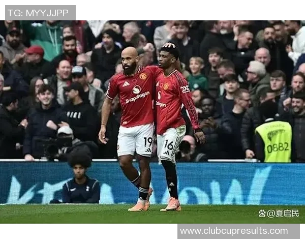 曼联对阵维拉精彩直播全程回顾及赛后分析